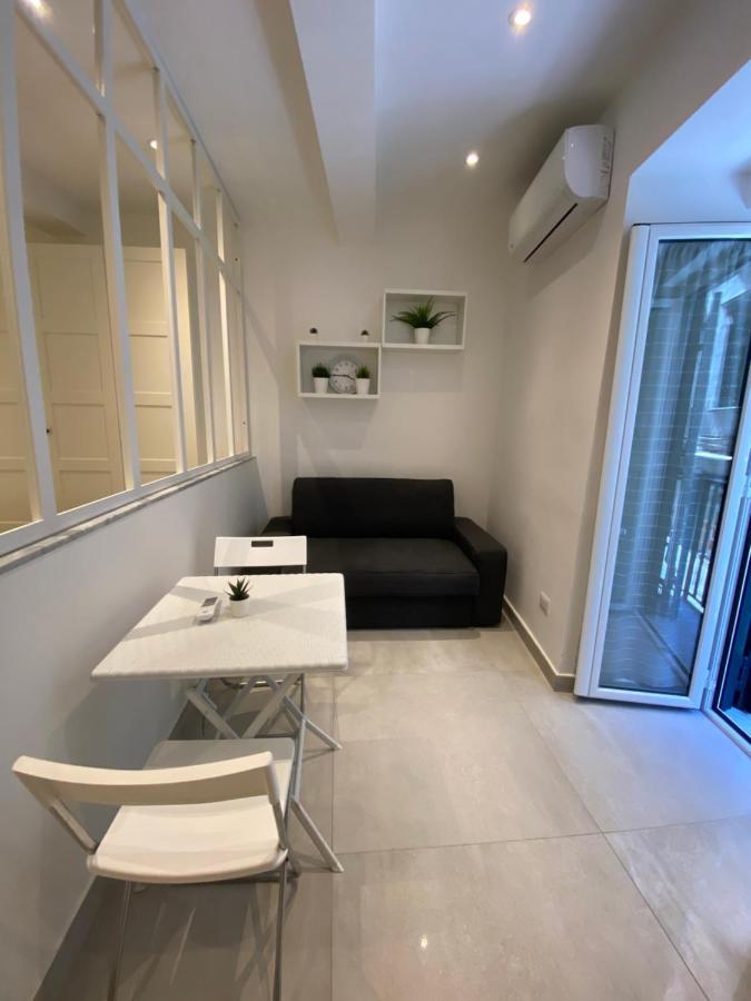 Casa Vacanze Santa Teresella 40 Napoli Eksteriør bilde